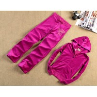 Juicy Couture Tracksuits Crest&JC Velour Hoodie Dragon Fruit Juicy Couture Tracksuits Crest&JC Velour Hoodie Dragon Fruit